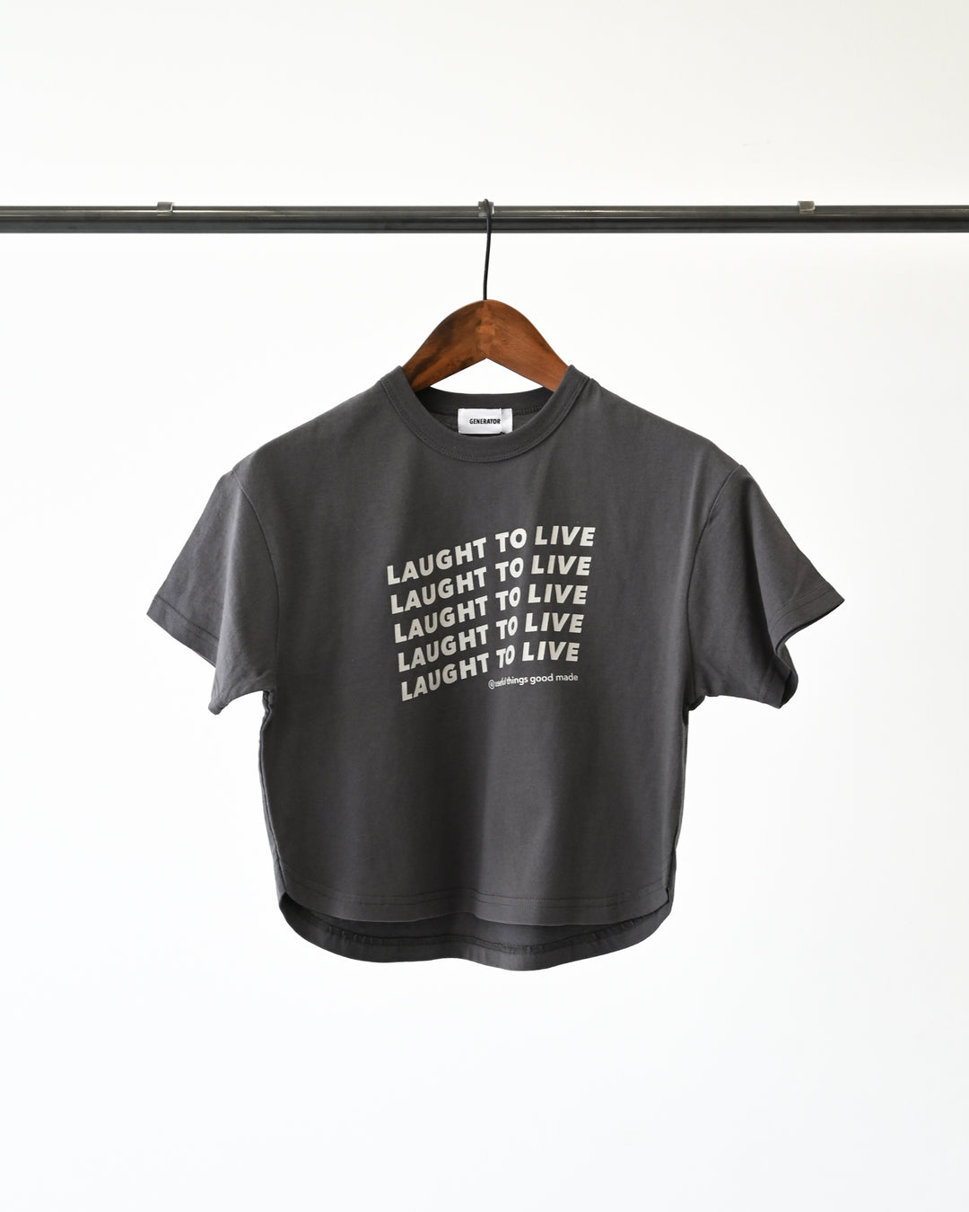[GENERATOR]LAUGHT Tシャツ906405