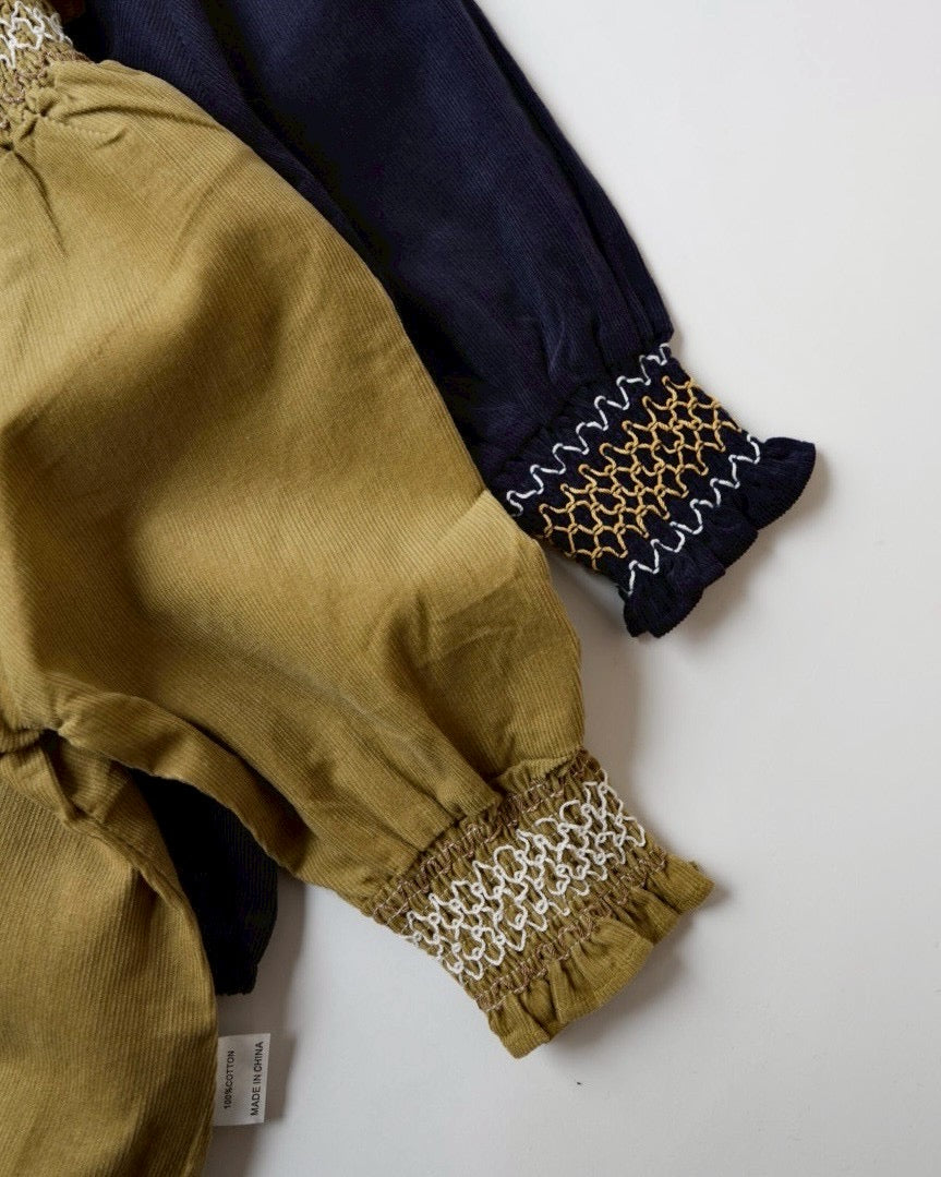 スモッキングピンコーデュロイロンパース