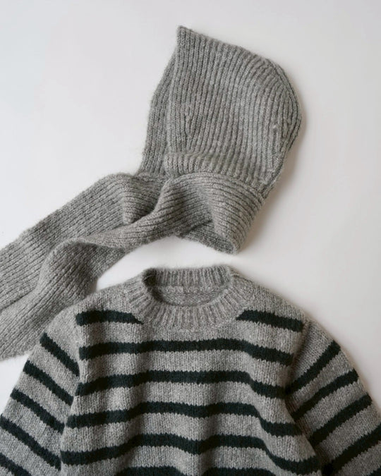 フーディーマフラー付ボーダーニット