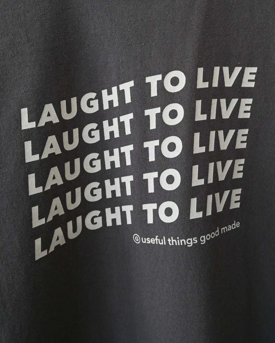 [GENERATOR]LAUGHT Tシャツ906405