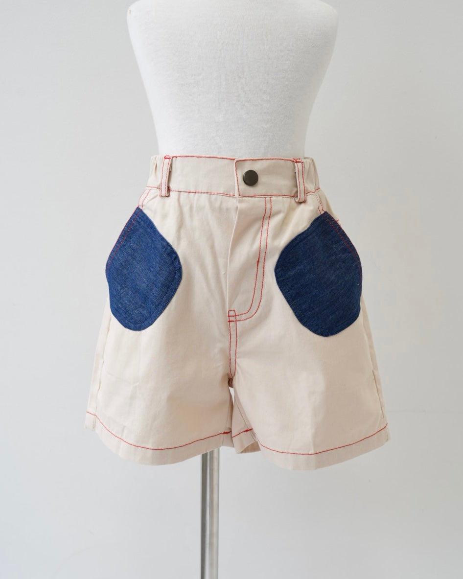 レッドステッチショートパンツ