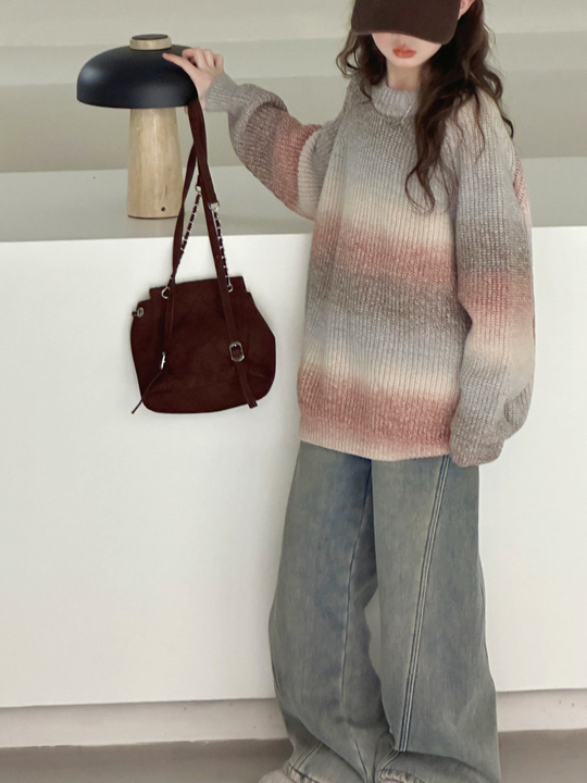 グラデーションニット