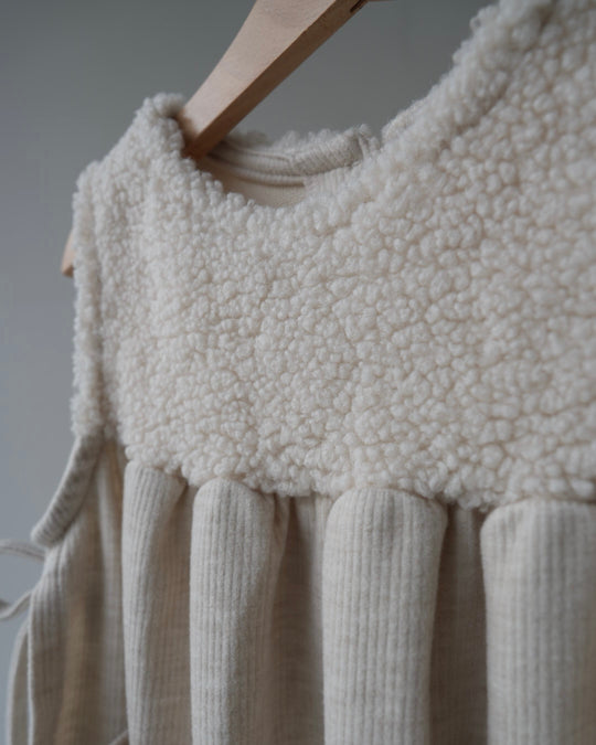 [nunu biel]boa dress