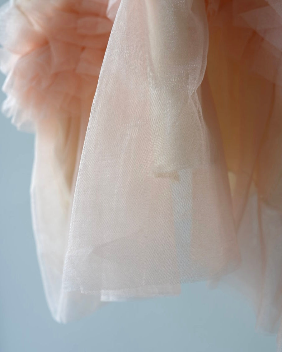 チュールフリルトップス