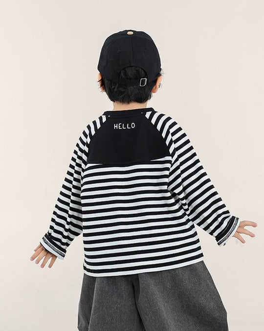 HELLOラグランボーダーTee.