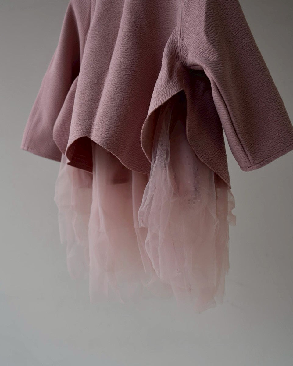 チュールレイヤーラペルトップス