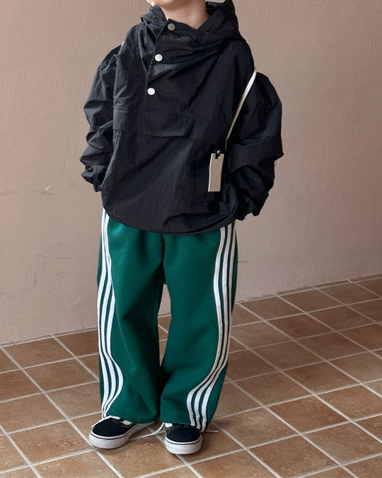 トラックパンツ