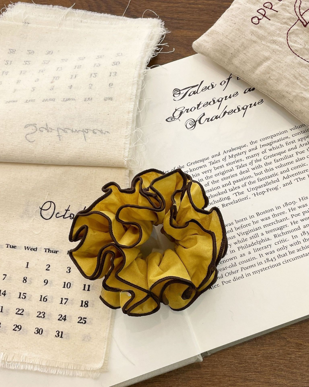 バイカラーシュシュ