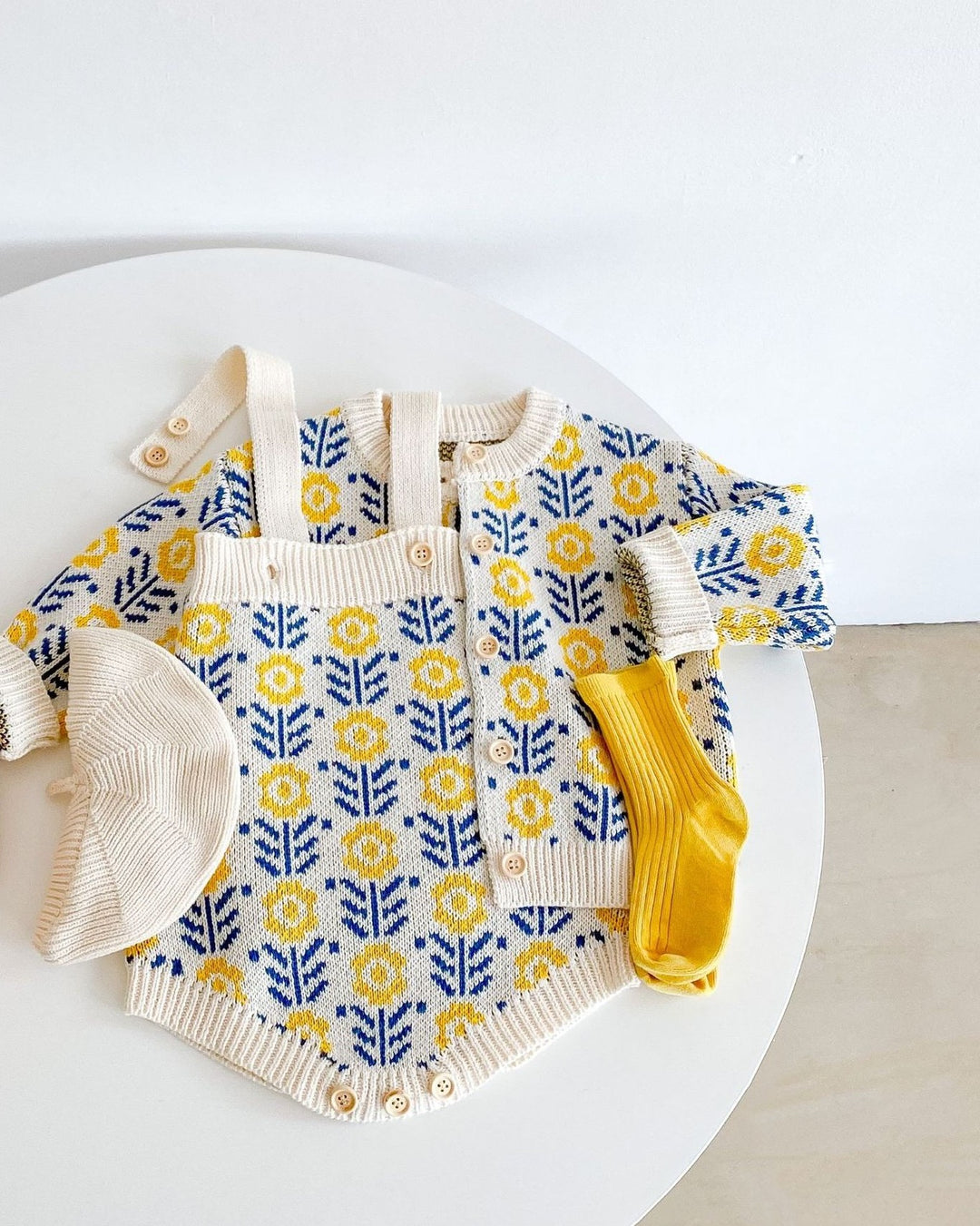 フラワージャガードコットンニットサロペット