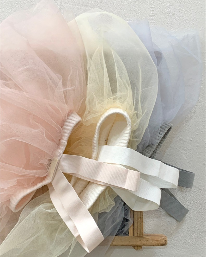 チュールスカートサスレギンス