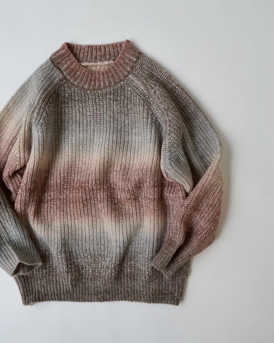 グラデーションニット