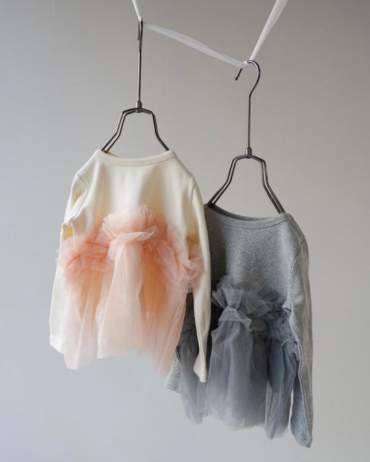 チュールフリルトップス
