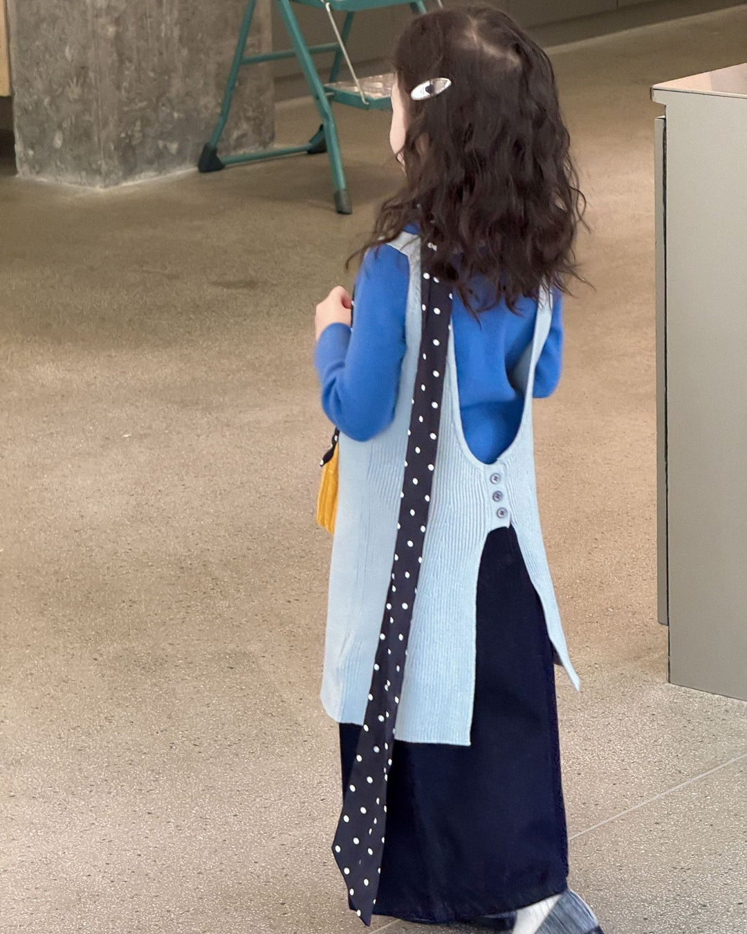 タックワイドデニムパンツ.