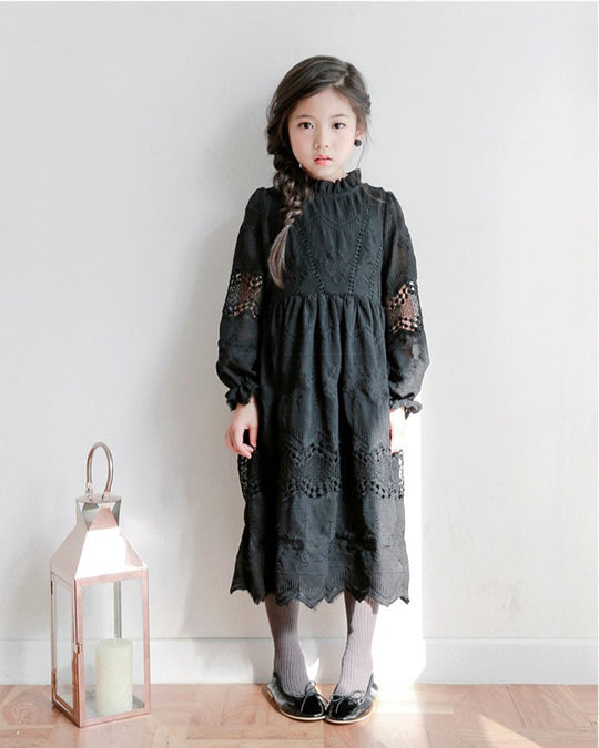 カットワークワンピース