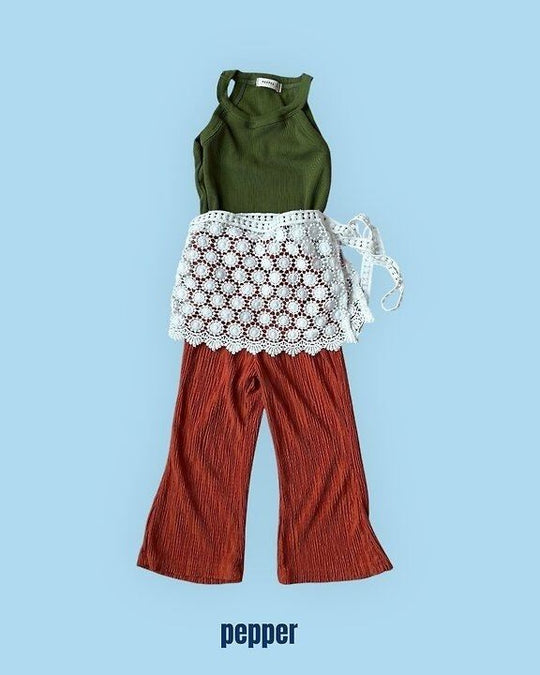 [pepper]pleated bootcut pants