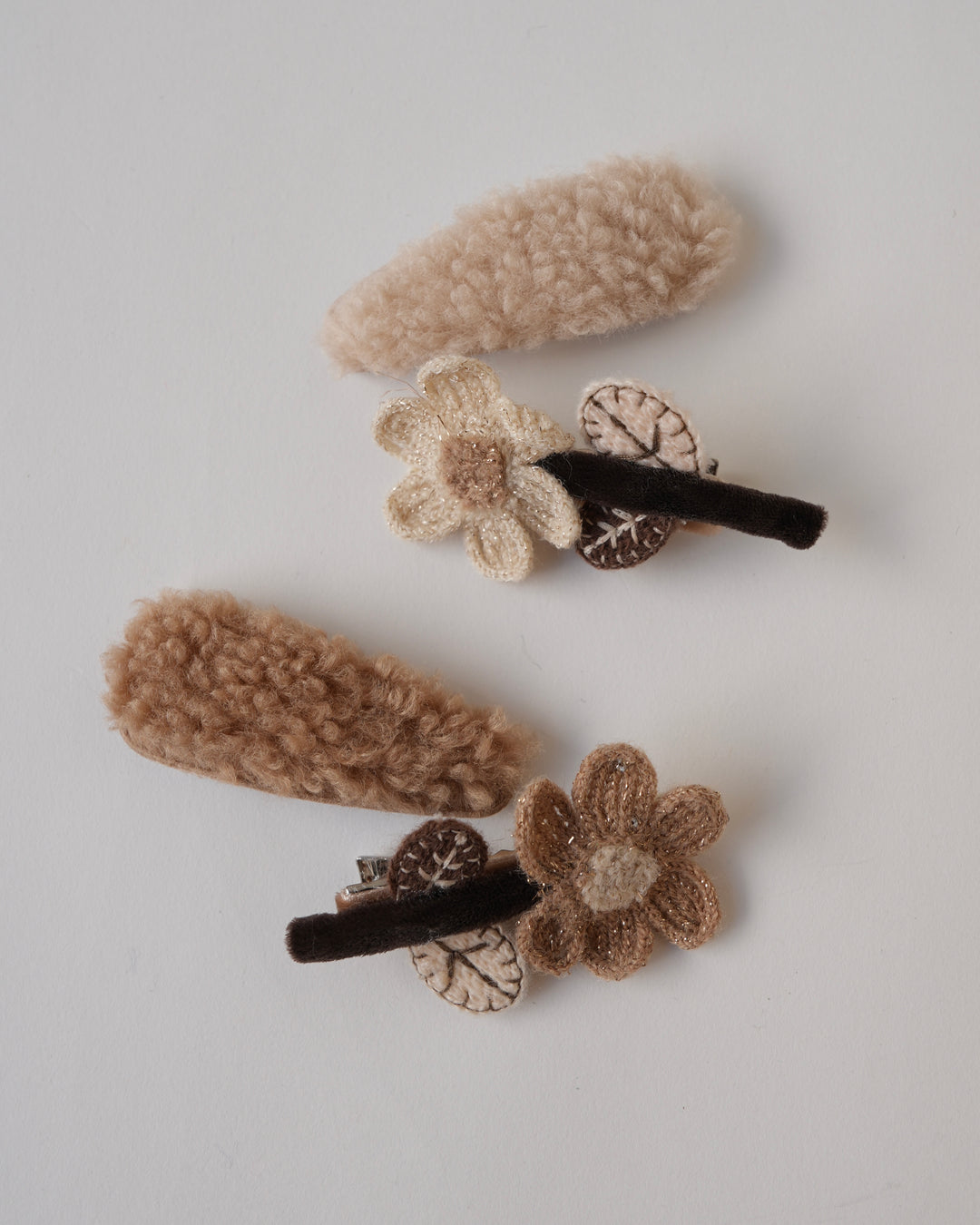 ニットフラワーヘアクリップ
