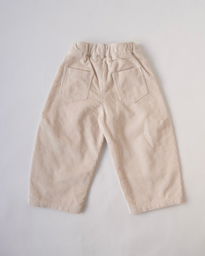 コーデュロイタックパンツ