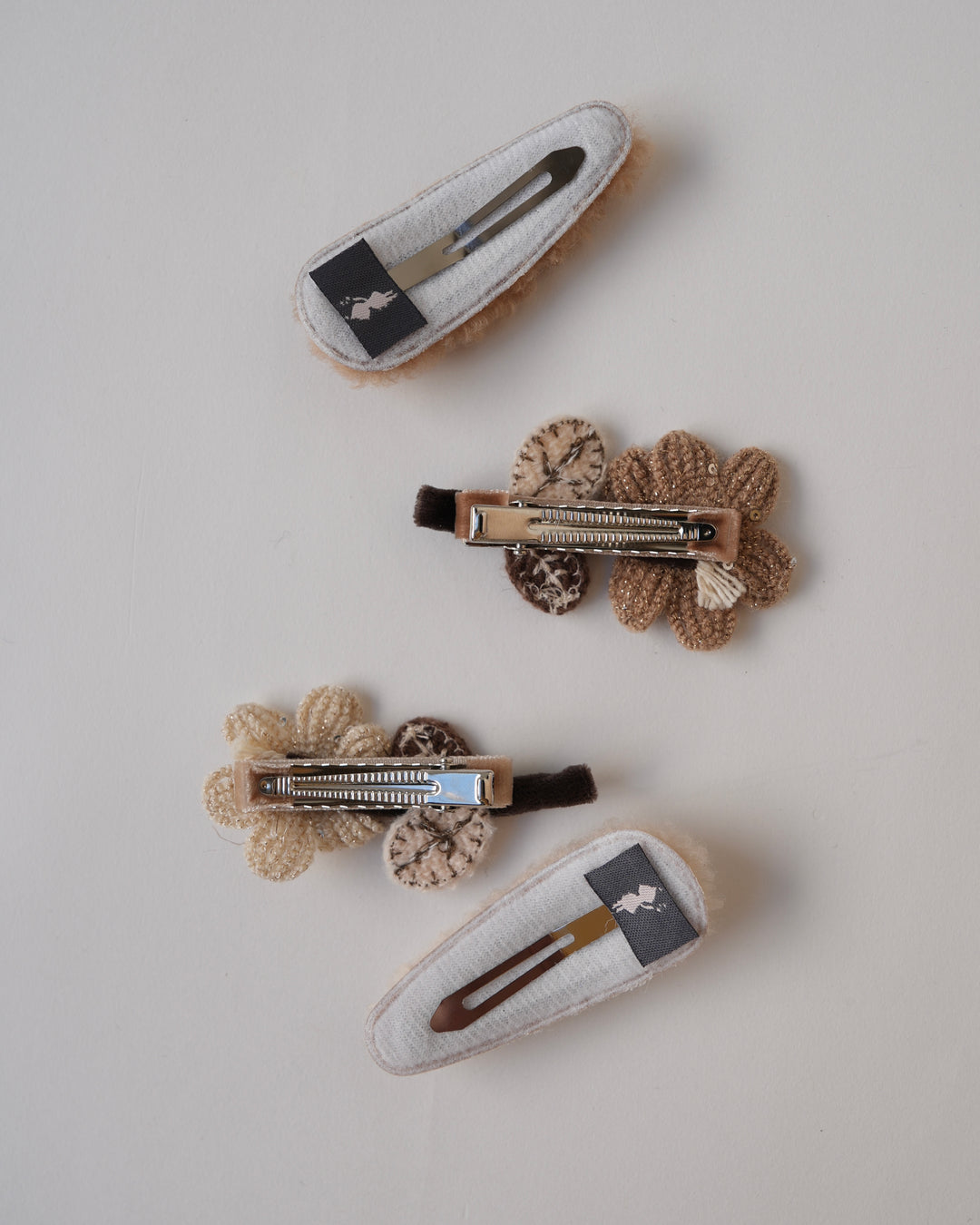 ニットフラワーヘアクリップ