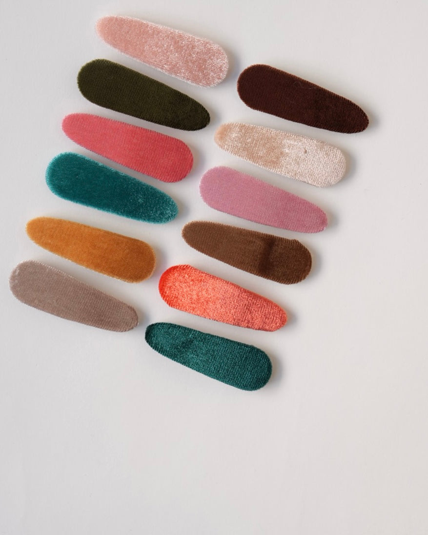 ベロアパッチンピン