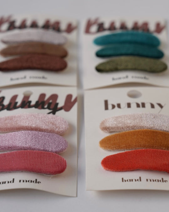 ベロアパッチンピン