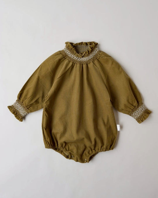 スモッキングピンコーデュロイロンパース