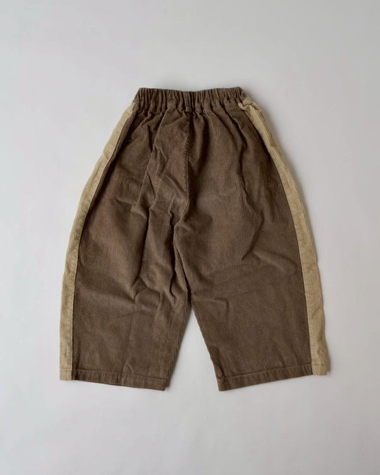 サイドラインコーデュロイパンツ