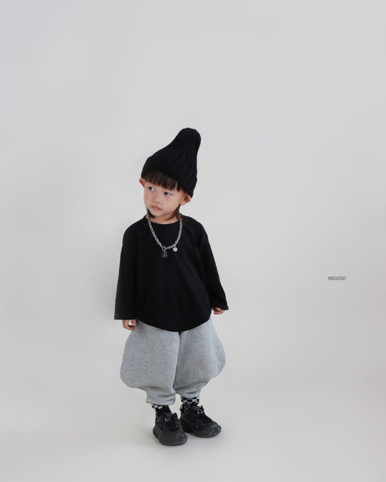変形スウェットパンツ.
