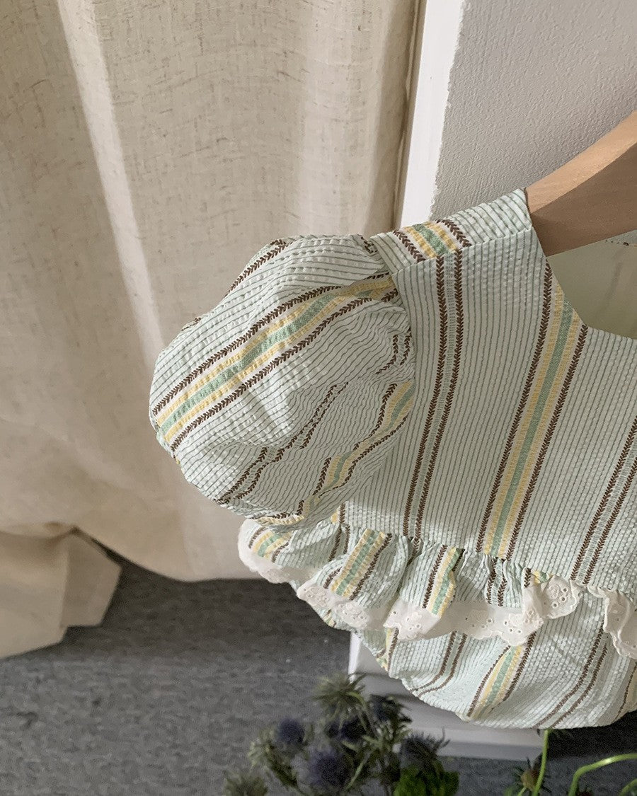 マルチストライプリンクルロンパース