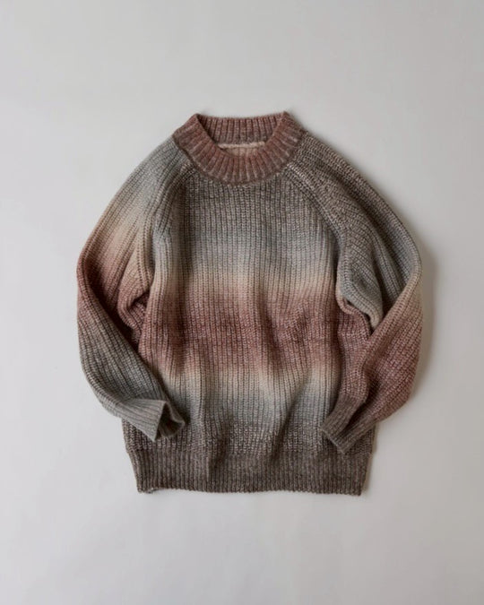 グラデーションニット