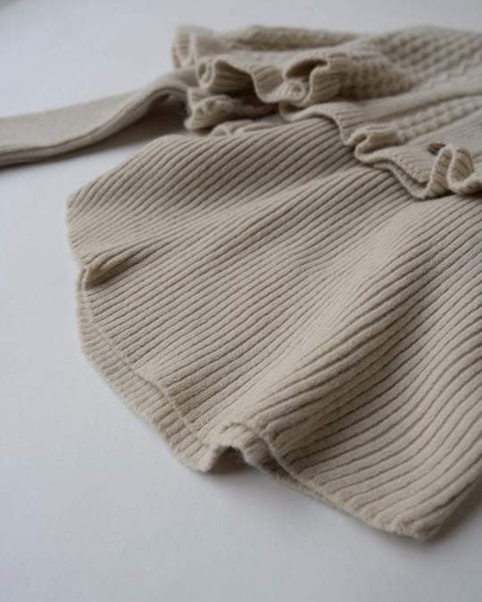 フリルケープ付リブニット