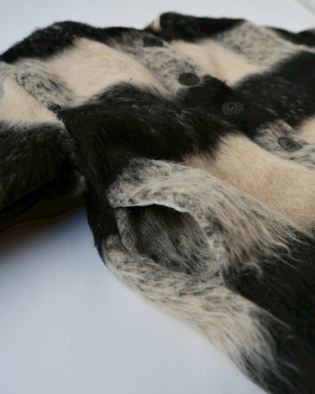 マフラー付きシャギーウールチェックコート