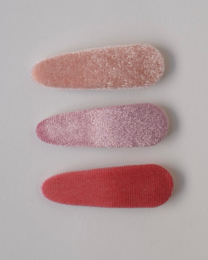 ベロアパッチンピン