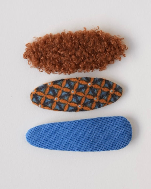 ボア×ファブリックパッチンピン