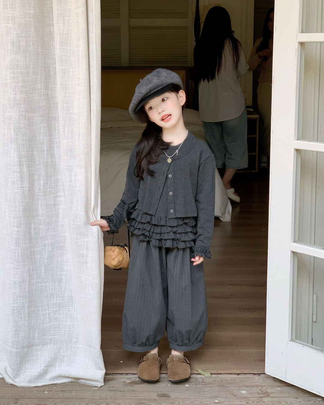 カーディガン風フリルトップス