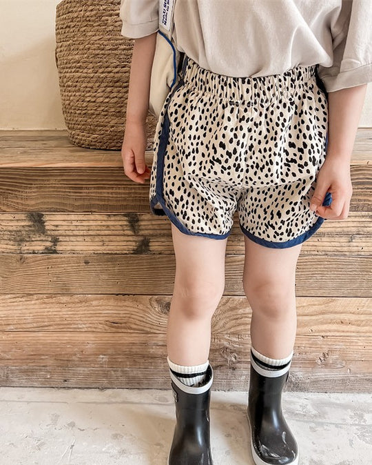 ダルメシアンパイピングショートパンツ