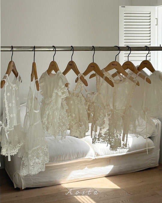 [aosta]lace simple vest