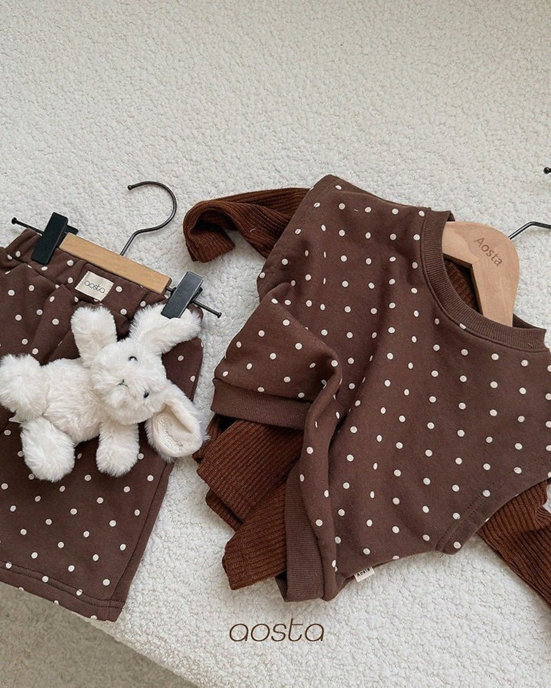 [AOSTA]Dot Tongtong Vest