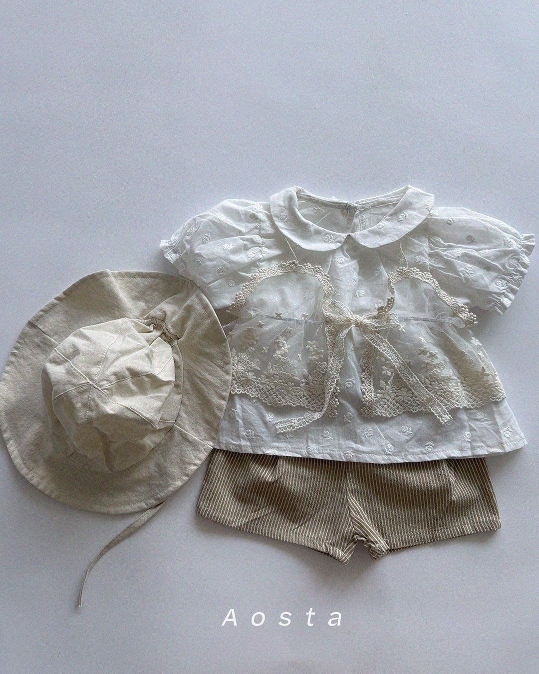 [aosta]lace open bustier