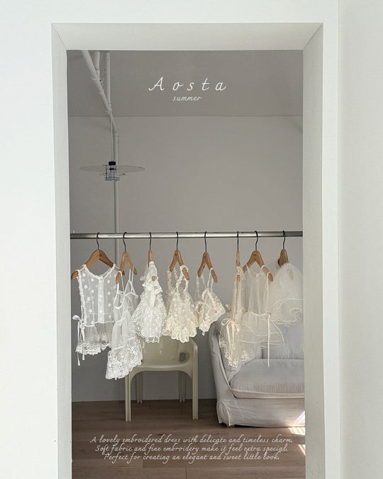 [aosta]lace vest