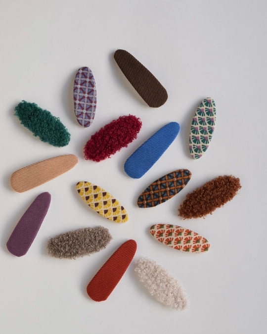 ボア×ファブリックパッチンピン