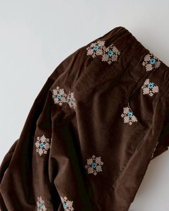 クロスステッチピンコーデュロイパンツ