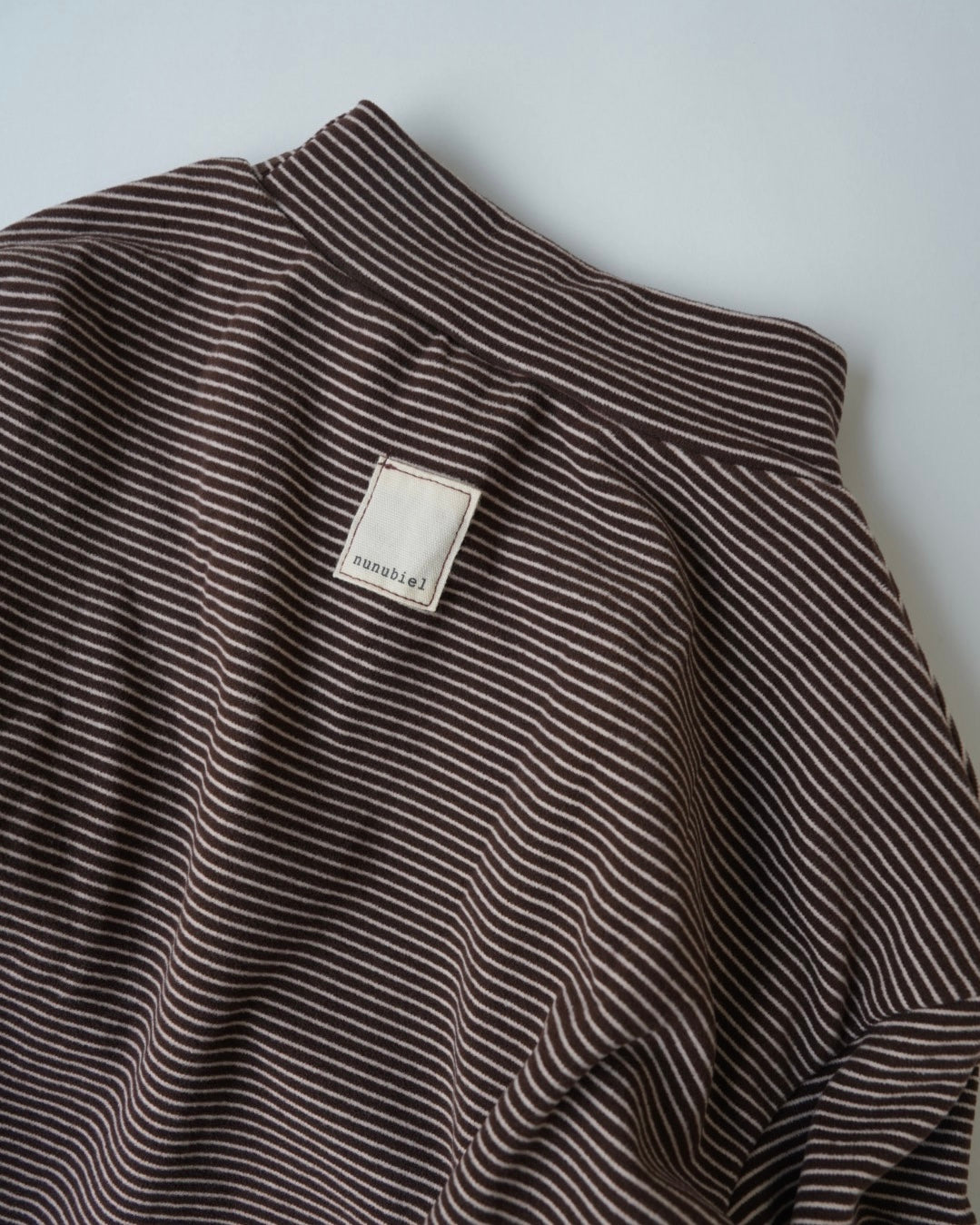 [nunu biel]ボーダー裏起毛モックネック