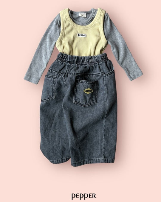 [pepper]bom bom tank-top