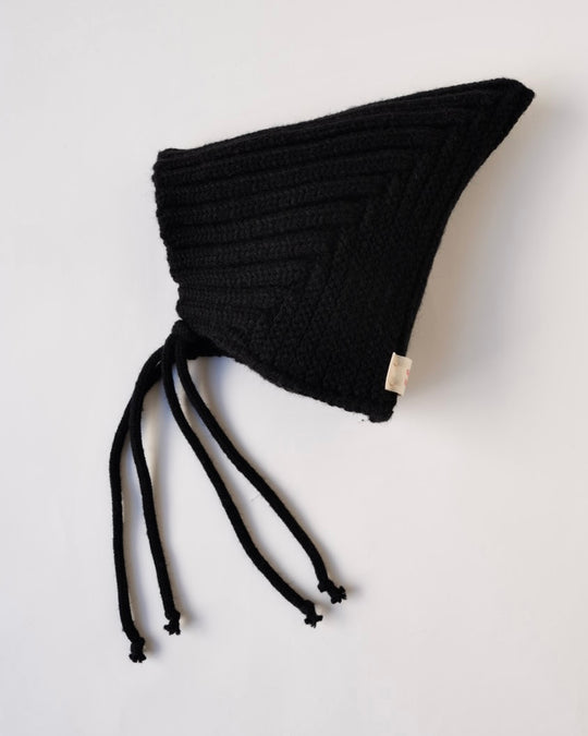 とんがりリブニットボンネ