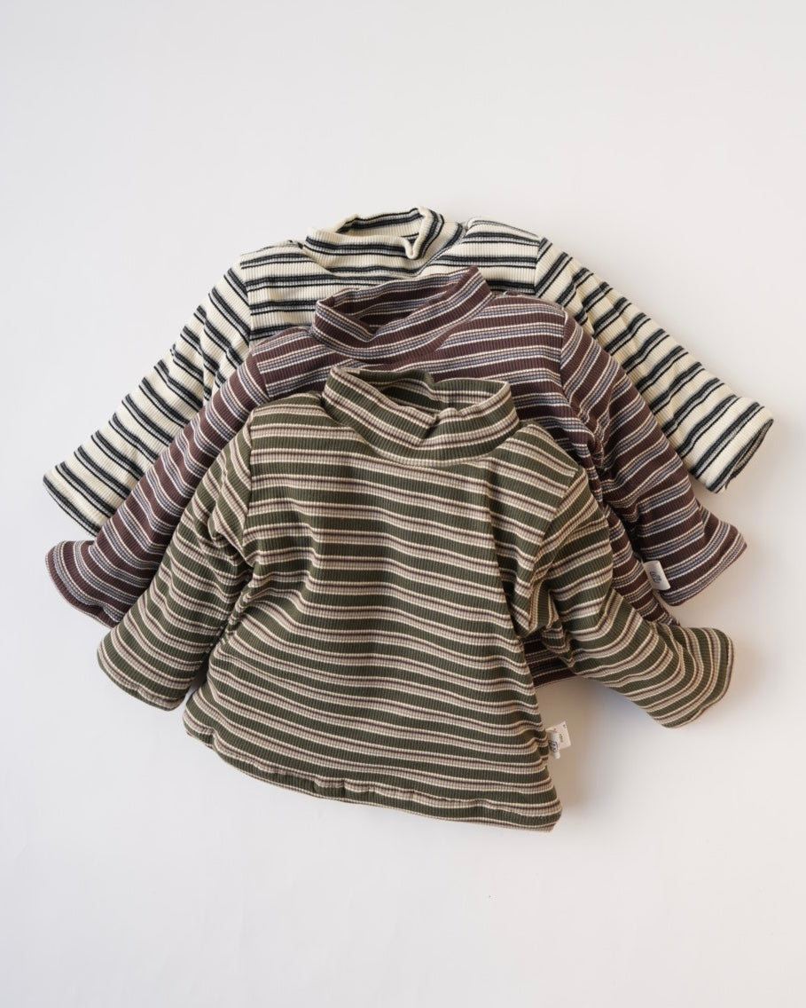 裏起毛マルチボーダートップス