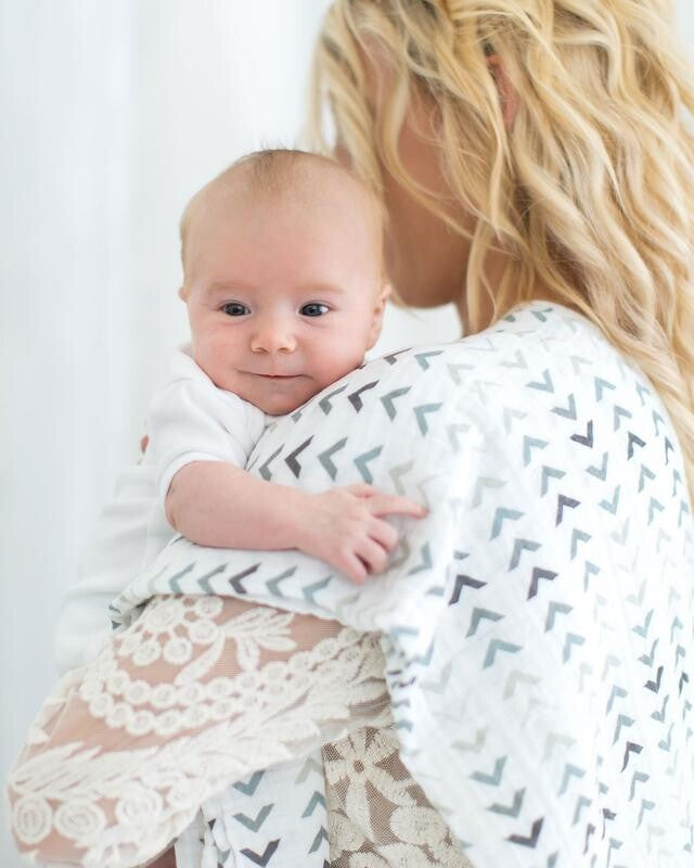 [SwaddleDesigns]モスリンスワドル おくるみ