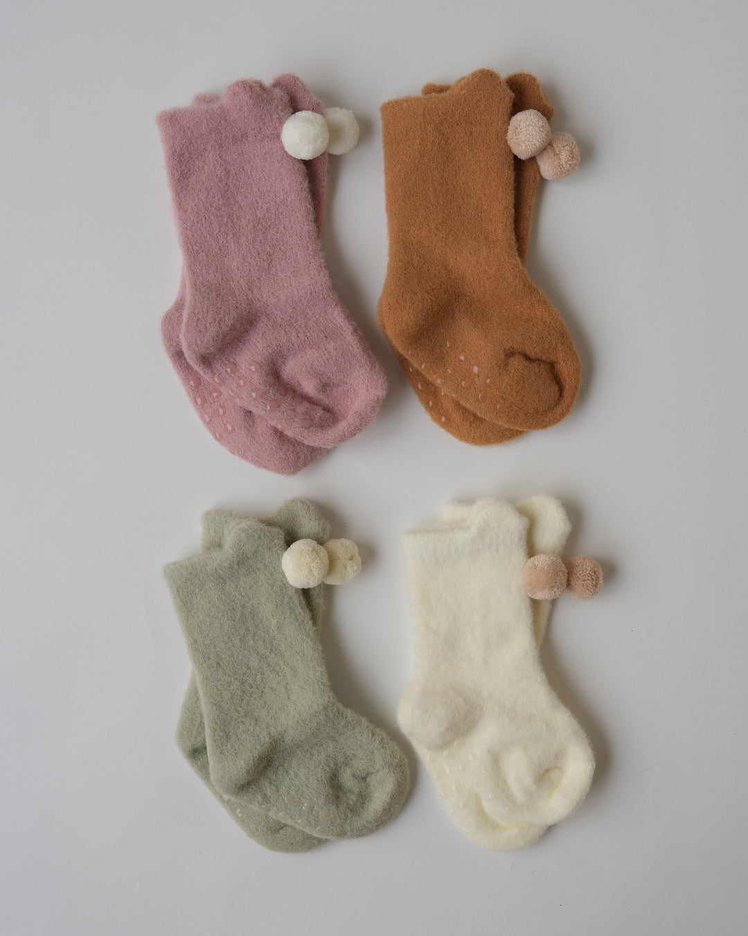 ポンポンBABYソックス