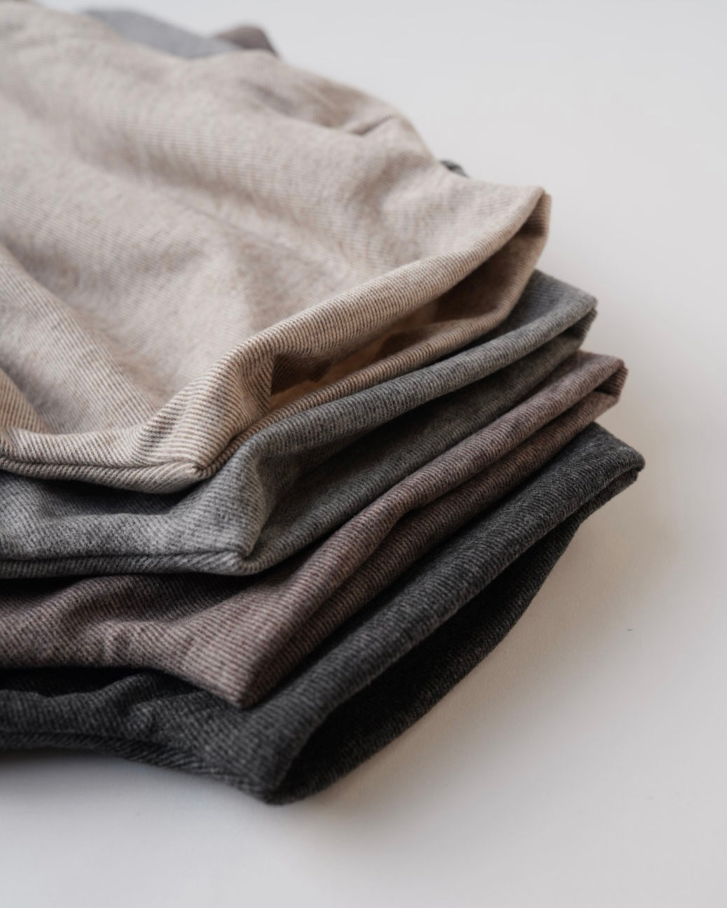 裏起毛モックネックトップス