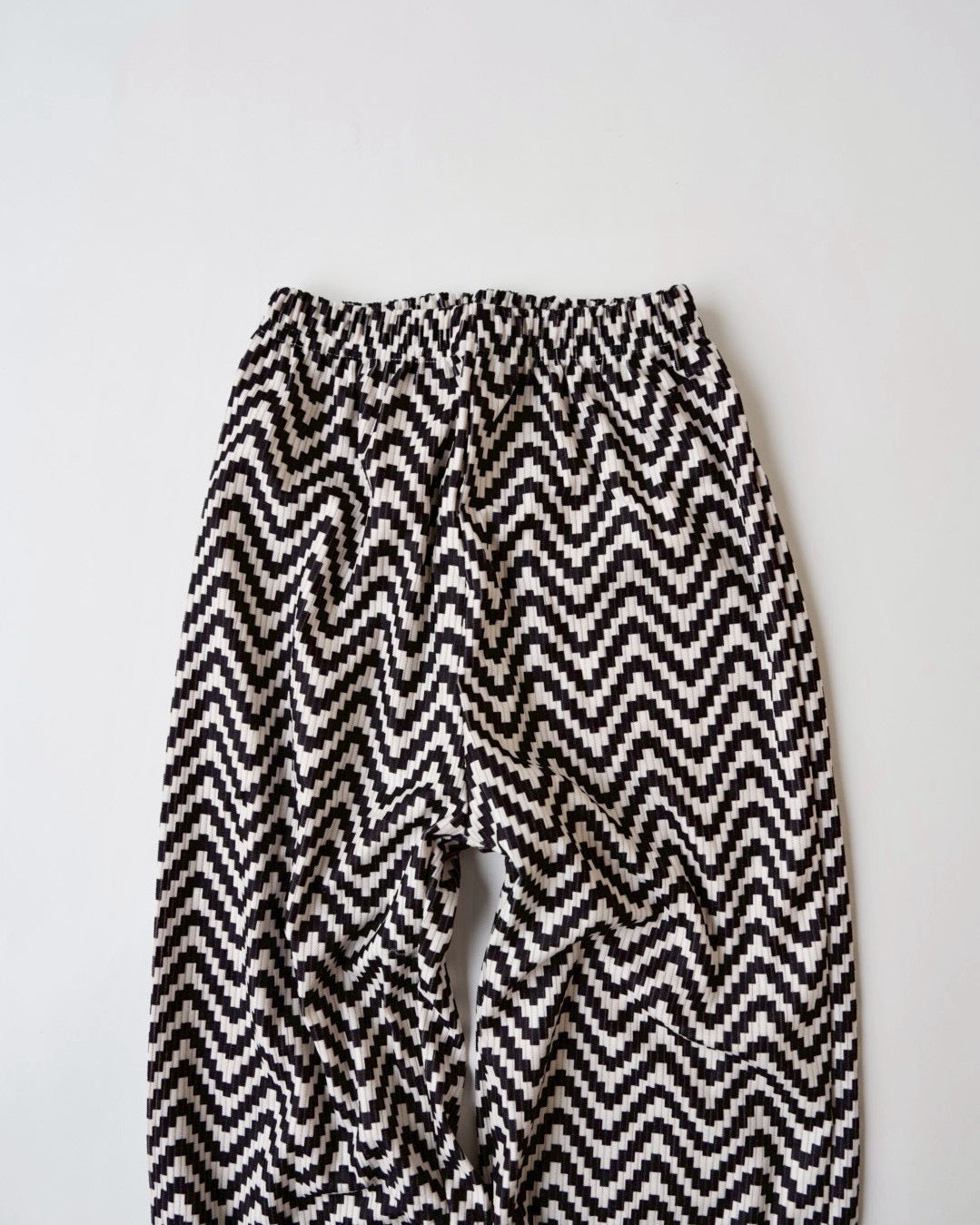 ジオメトリックソフトコーデュロイパンツ