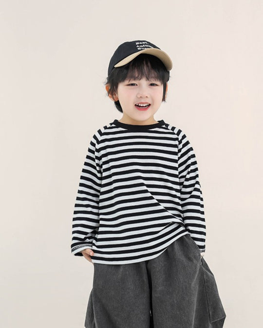 HELLOラグランボーダーTee.